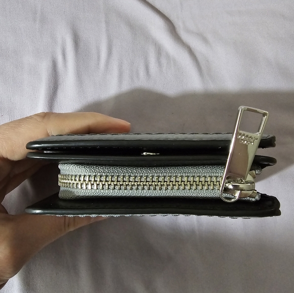 Marc Jacobs zip wallet - Picture 4 of 6